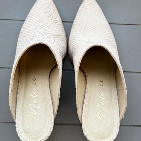 Matisse Cammy Snake Embossed Pointed Toe Mule Block Heel - Picture 6 of 12